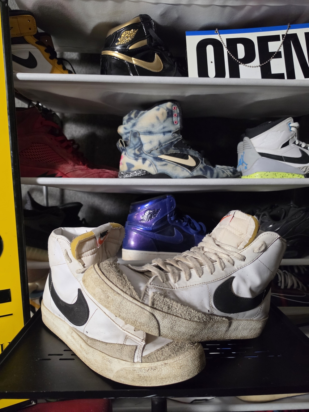 🔥 Nike Blazer High White and Black High-Top Sneaker Pair Men Size 9.5
